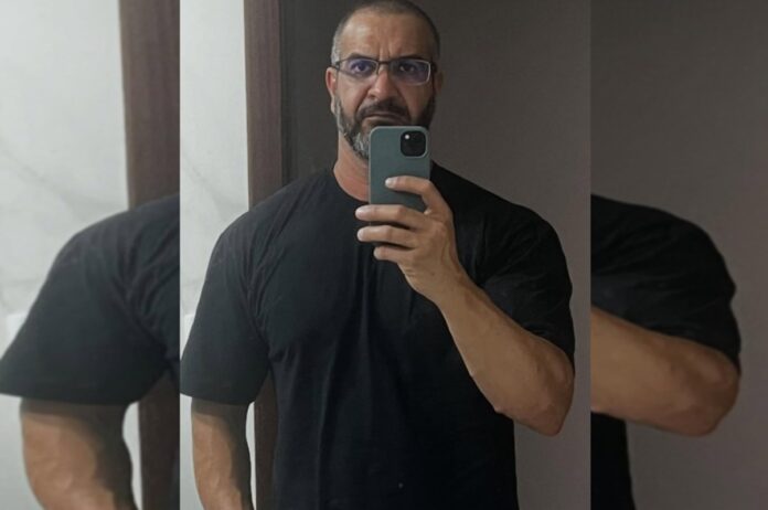 saiba-quem-e-o-homem-que-puxou-cabelo-de-crianca-em-brinquedoteca