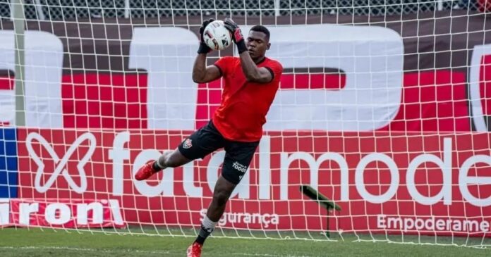 jequie-anuncia-contratacao-do-goleiro-yuri-sena-por-emprestimo-do-vitoria