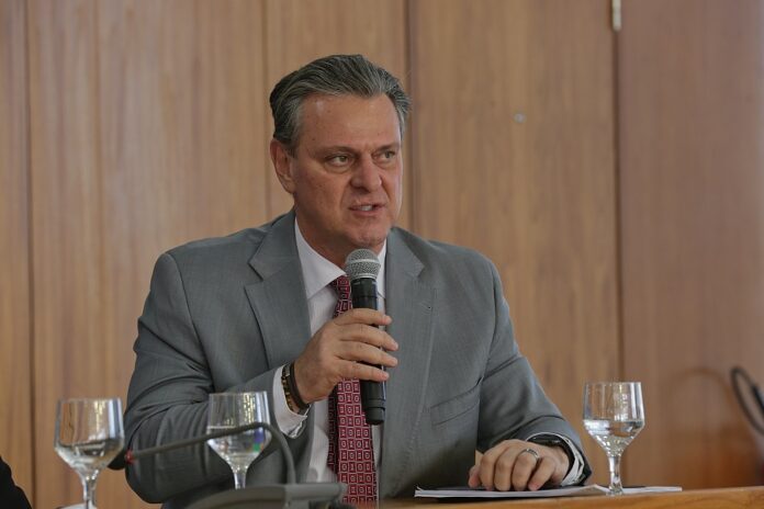 favaro-preve-excesso-de-ovos-e-alerta-para-queda-nos-precos-apos-caso-de-gripe-aviaria