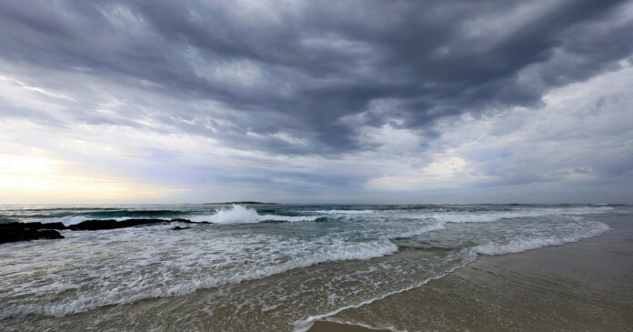 salvador-tem-23-praias-improprias-para-banho-neste-final-de-semana