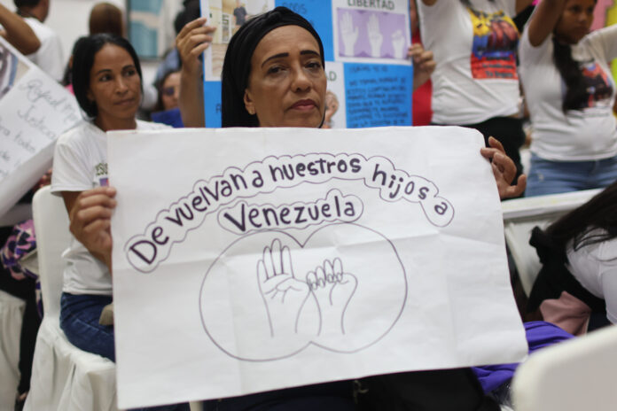 defesa-de-migrantes-venezuelanos-presos-em-el-salvador-denuncia-‘torturas’