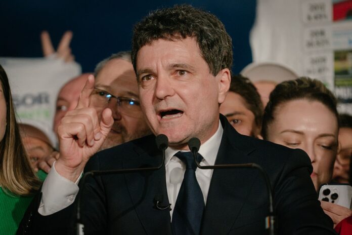 centrista-pro-uniao-europeia-vence-eleicao-presidencial-na-romenia