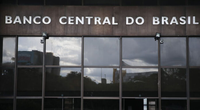 mercado-reduz-projecao-de-inflacao-para-5,50%