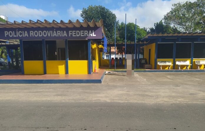 homem-e-preso-na-br-101-em-teixeira-de-freitas-por-mandados-de-prisao-por-estupro-de-vulneravel