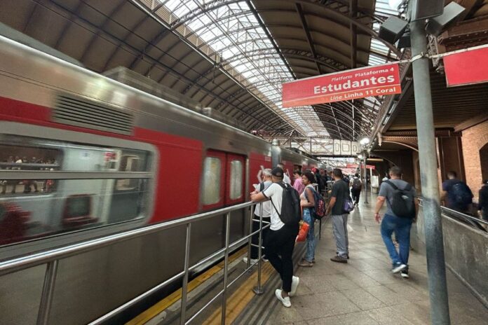 cptm-retoma-funcionamento-integral-da-linha-11-coral-em-suzano