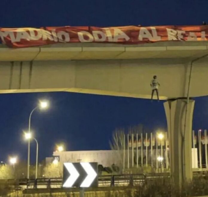 vini-jr-declara-que-temeu-estar-em-perigo-apos-saber-de-boneco-pendurado-em-ponte