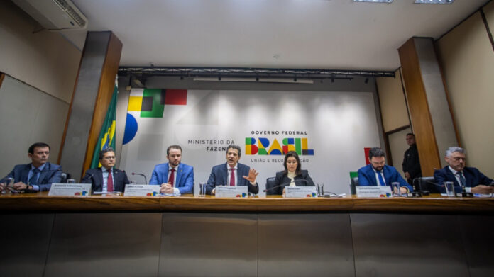 governo-congela-r$-31,3-bilhoes-no-orcamento-de-2025-para-cumprir-meta-fiscal