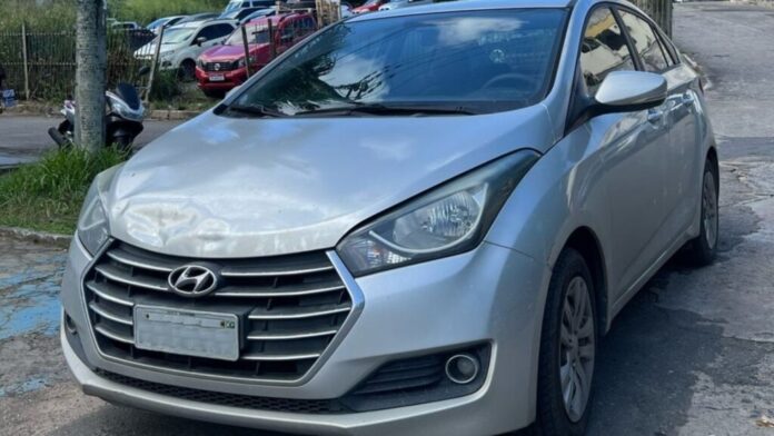 homem-e-preso-por-receptacao-e-carro-roubado-e-recuperado-durante-operacao-forca-total