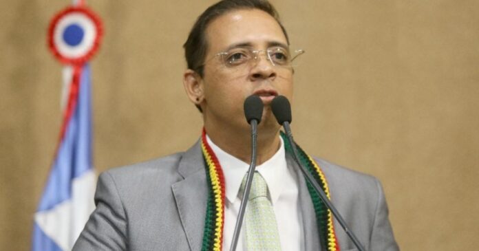 hilton-coelho-responde-a-ameca-de-cassacao-de-mandato-na-al-ba