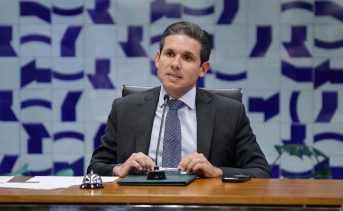 iof:-motta-alfineta-governo-e-diz-que-pais-nao-precisa-de-mais-imposto