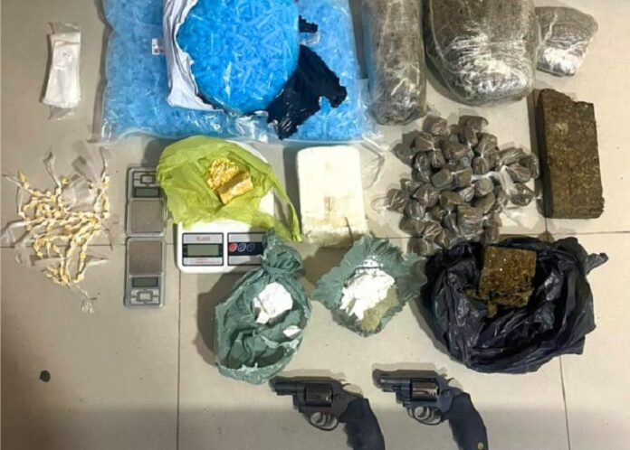 dois-suspeitos-morrem-em-confronto-com-a-policia-durante-operacao-paenitentia-no-bairro-alecrim