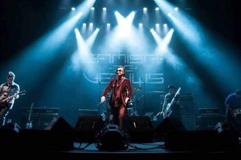 “deus,-larga-de-ser-escroto”:-fala-de-cantor-baiano-revolta-evangelicos-e-catolicos