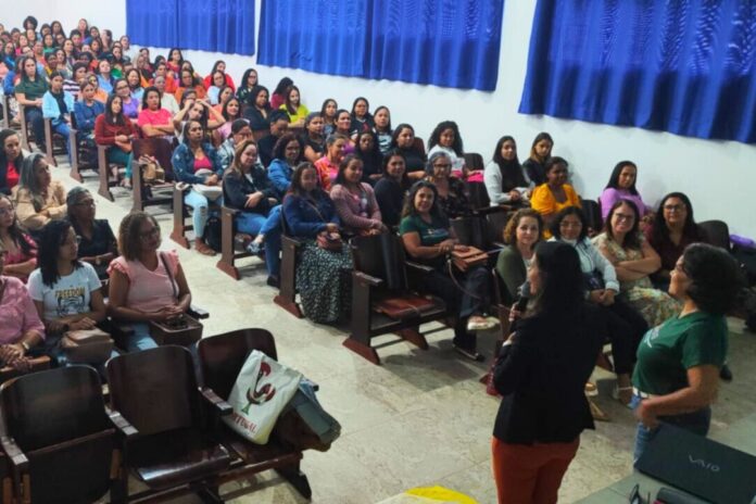 prefeitura-de-teixeira-de-freitas-investe-em-formacao-para-a-inclusao-de-estudantes-com-tea