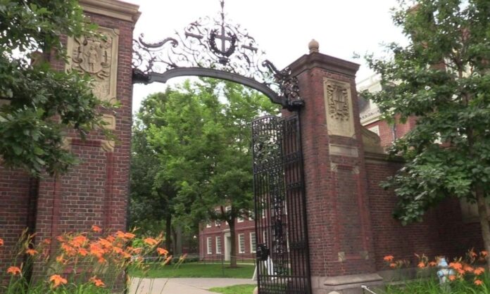governo-trump-encerrara-todos-contratos-com-harvard