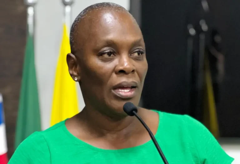 pastora-sandra-alves-e-condenada-por-difamar-ex-marido-em-pregacao