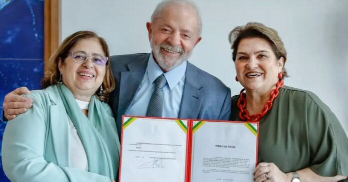 marcia-lopes-tem-cerimonia-de-posse-23-dias-apos-assumir-ministerio-das-mulheres