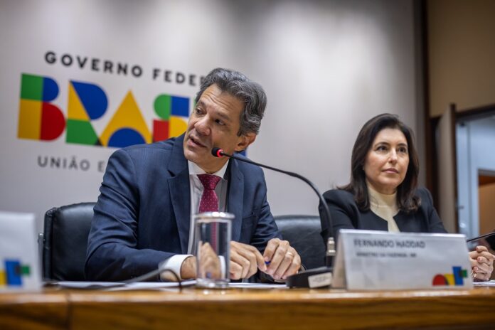 maquina-publica-ficaria-em-situacao-delicada-sem-alta-do-iof,-alerta-haddad