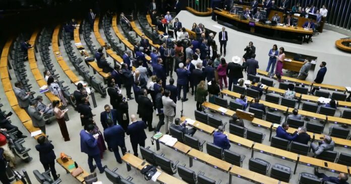 congresso-da-10-dias-para-governo-ter-alternativa-ao-aumento-do-iof