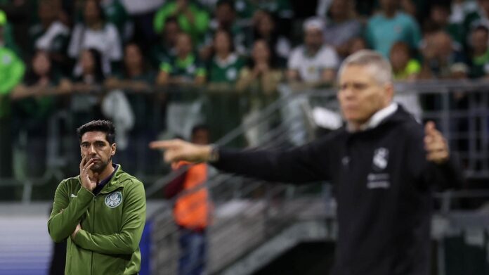 abel-quer-‘desfrutar-mundial-com-responsabilidade’-e-avalia-ter-seu-melhor-elenco-no-palmeiras