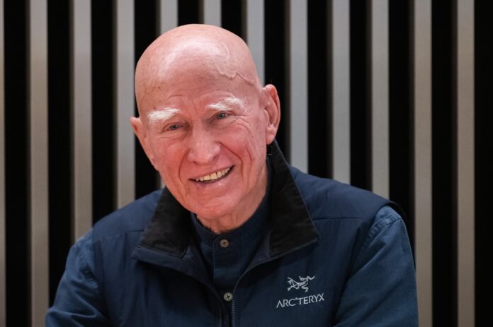 corpo-do-fotografo-sebastiao-salgado-e-cremado-em-paris