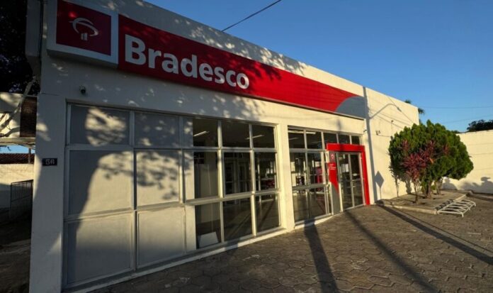justica-determina-que-bradesco-continue-servicos-em-mucuri-apos-acao-de-prefeitura