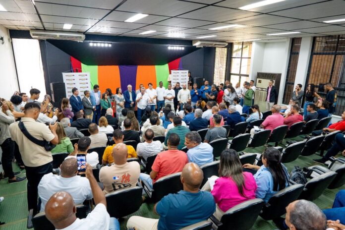 camacari-assina-ordem-de-servico-e-retoma-transporte-publico-com-sistema-emergencial