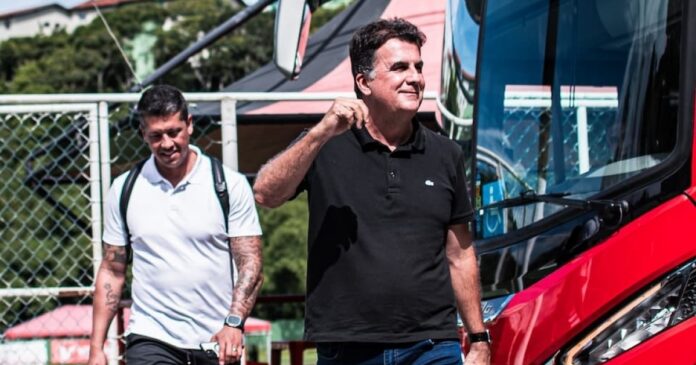 fabio-mota-anuncia-contratacao-de-diretor-de-futebol-e-diz-que-vitoria-tera-“mudancas-drasticas”