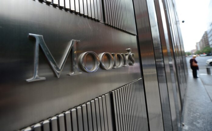 moody’s-piora-perspectiva-de-credito-do-brasil-devido-a-dificuldade-para-cortar-gastos