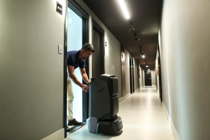 salvador-passa-a-ter-condominio-com-robo-de-entrega;-saiba-como-funciona