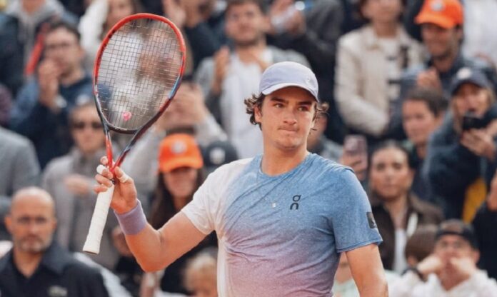 joao-fonseca-perde-para-jack-draper,-quinto-do-ranking-mundial,-e-e-eliminado-de-roland-garros