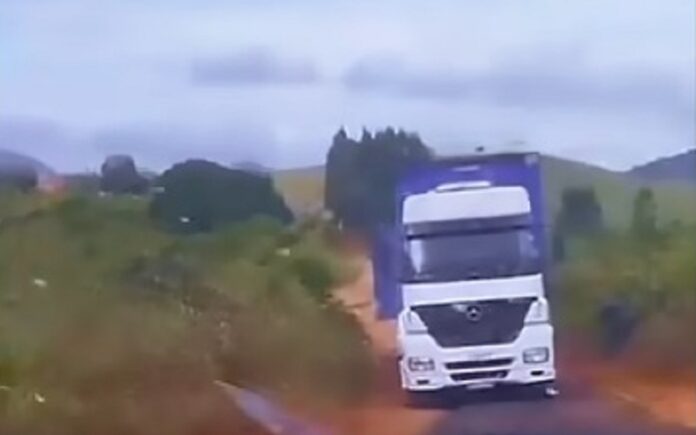 bandidos-roubam-carga-de-ar-condicionado-e-deixam-motorista-amarrado-em-estrada-vicinal