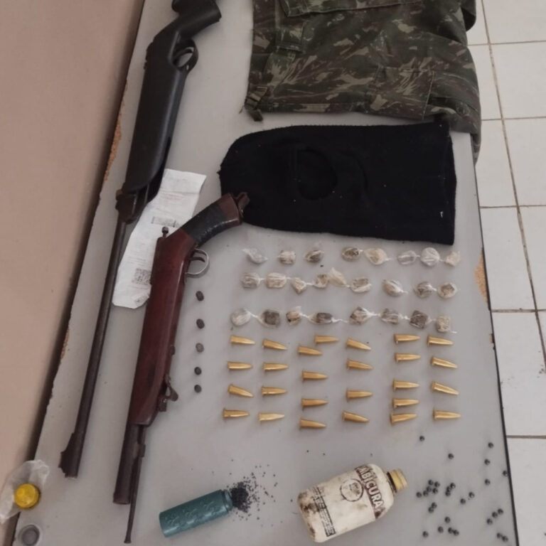 Polícia Militar apreende arma de fogo e drogas na zona rural de Medeiros Neto