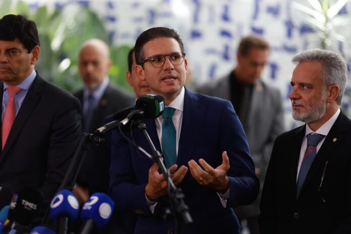 presidente-da-camara-cobra-suspensao-imediata-de-aumento-do-iof-sobre-risco-sacado