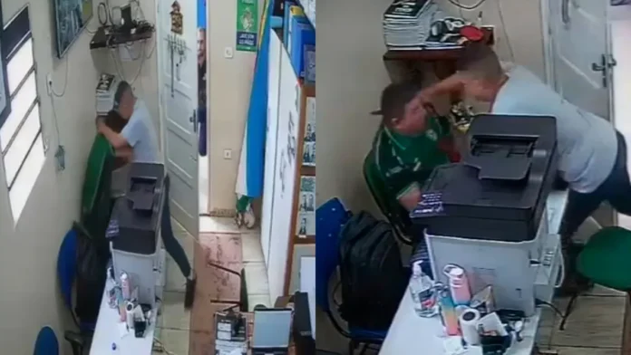 video-forte:-professor-esfaqueia-diversas-vezes-diretor-de-escola