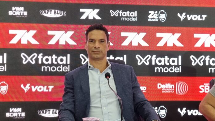 emprestado-pelo-vitoria,-dudu-debocha-da-torcida-da-ponte-preta