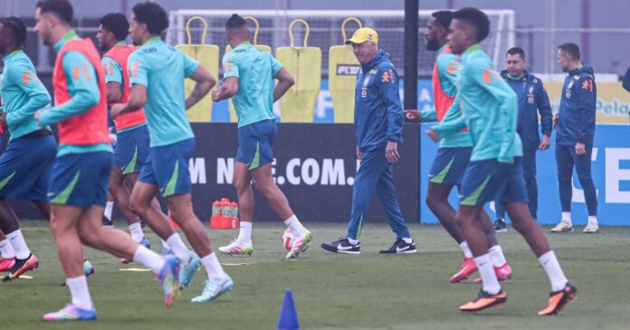 com-elenco-completo,-ancelotti-esboca-time-titular-do-brasil-para-enfrentar-o-equador;-confira