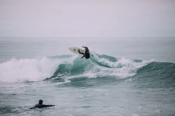 gabriel-medina-mira-tetracampeonato-apos-tempo-longe-do-surfe