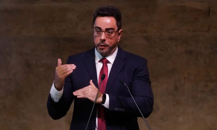 cnj-solicita-a-agu-retirar-salario-e-beneficios-de-bretas-apos-aposentadoria-compulsoria