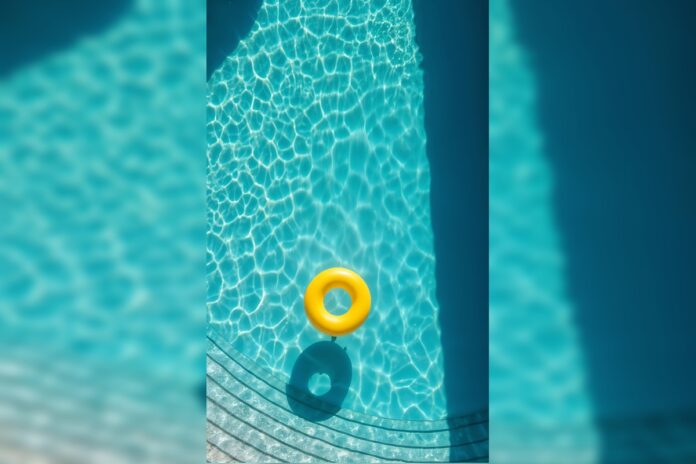 bebe-de-1-ano-desaparece-e-e-encontrada-afogada-em-piscina-de-parente