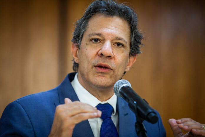 governo-ira-propor-aliquota-fixa-de-ir-de-17,5%-para-imposto-de-renda-sobre-aplicacoes-financeiras
