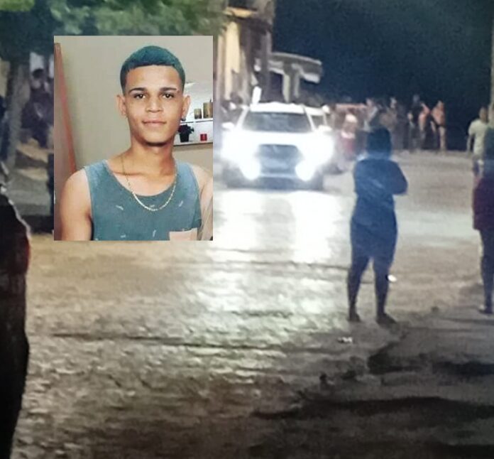 homem-e-morto-a-tiros-em-bar-em-jequie;-policia-investiga-ligacao-com-outros-crimes