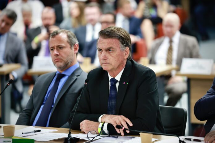 bolsonaro-se-manifesta-apos-interrogatorio-de-3-horas-no-stf
