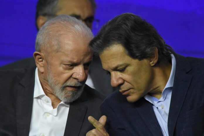 haddad-conta-ter-exposto-a-lula-o-que-foi-conversado-no-domingo-com-lideres-do-congresso