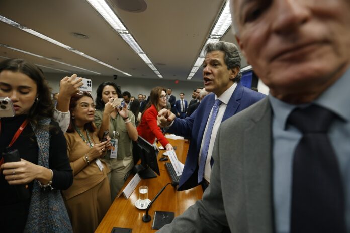 ‘qual-ministro-vai-querer-prestar-esclarecimentos?’,-questiona-haddad-apos-tumulto-na-camara