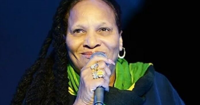 jamaicana-sister-nancy-e-confirmada-no-afropunk