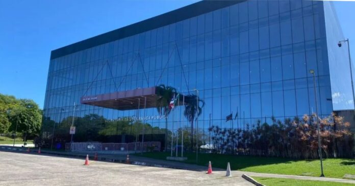 dois-foragidos-de-camacari-sao-incluidos-no-baralho-do-crime-da-ssp-ba