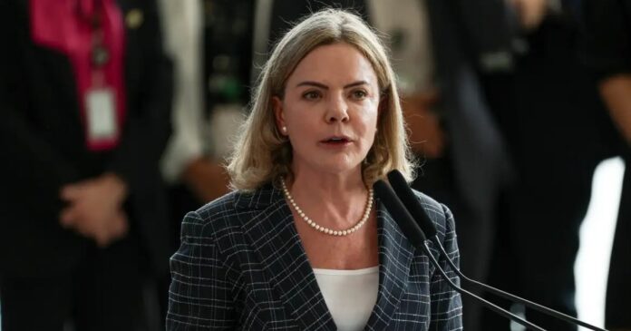 gleisi-hoffmann-defende-5%-de-aliquota-sobre-titulos-de-investimentos-isentos-de-ir