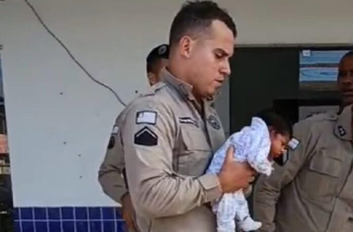 policiais-militares-salvam-bebe-engasgado-na-regiao-do-extremo-sul