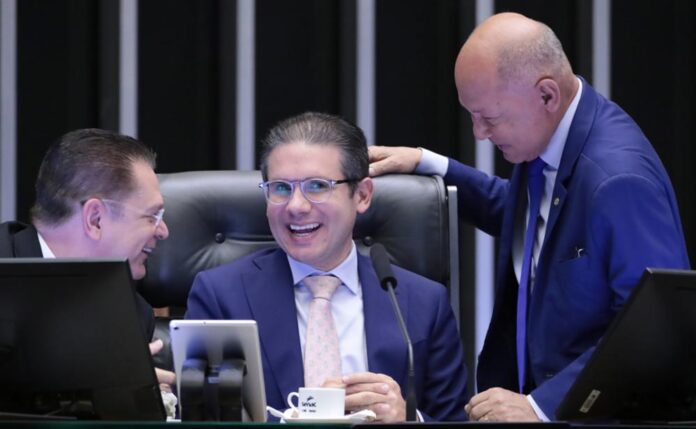 motta-pauta-urgencia-para-derrubar-decreto-do-iof-e-diz-que-‘clima-nao-e-favoravel-a-aumento-de-impostos’
