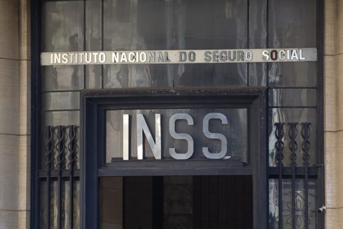 governo-pede-ao-stf-abertura-de-credito-extraordinario-para-ressarcir-aposentados-do-inss